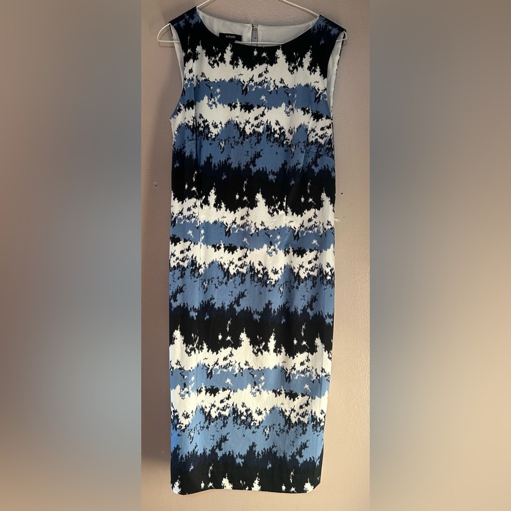 Alfani Blue and Black Abstract Pencil Skirt